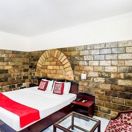 Hotel Oscar Regency Panchkula Eksteriør billede