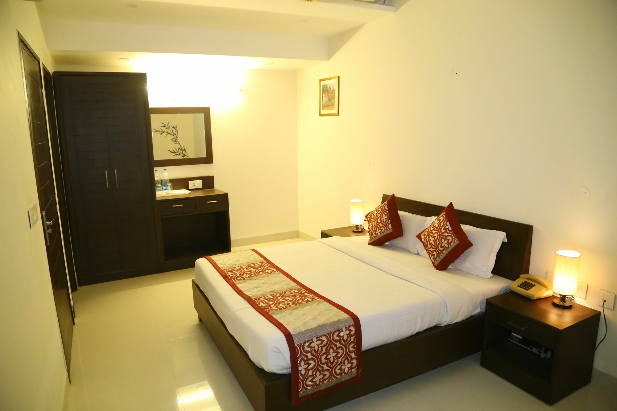 Hotel Oscar Regency Panchkula Eksteriør billede