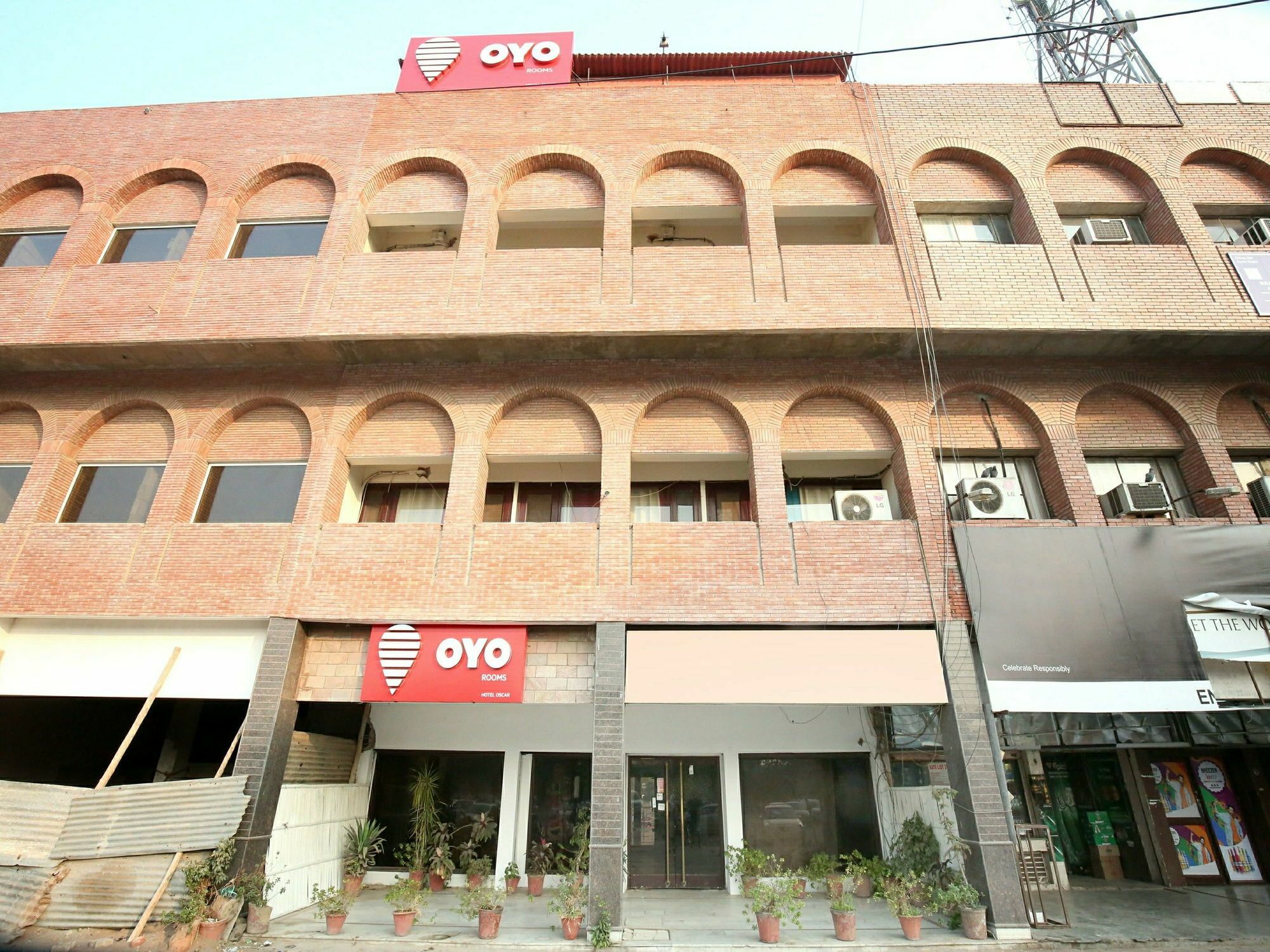 Hotel Oscar Regency Panchkula Eksteriør billede