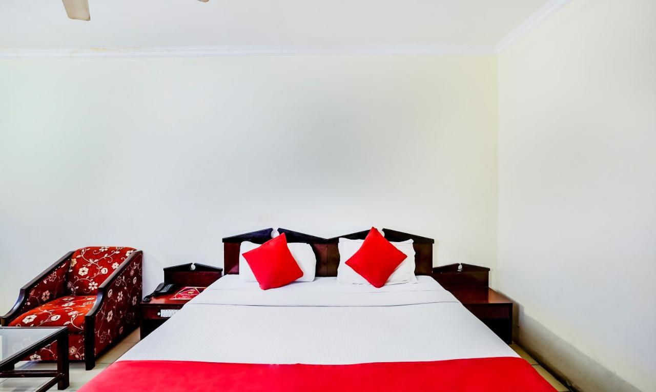 Hotel Oscar Regency Panchkula Eksteriør billede