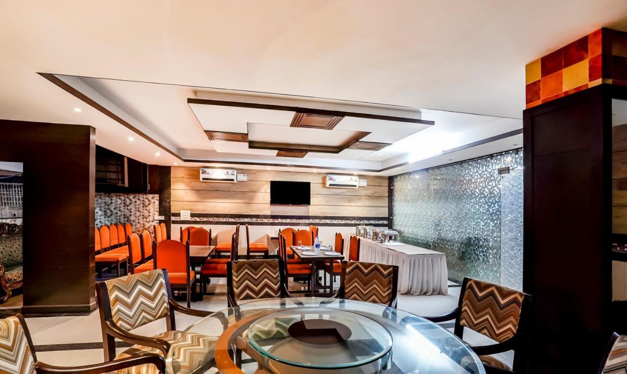 Hotel Oscar Regency Panchkula Eksteriør billede